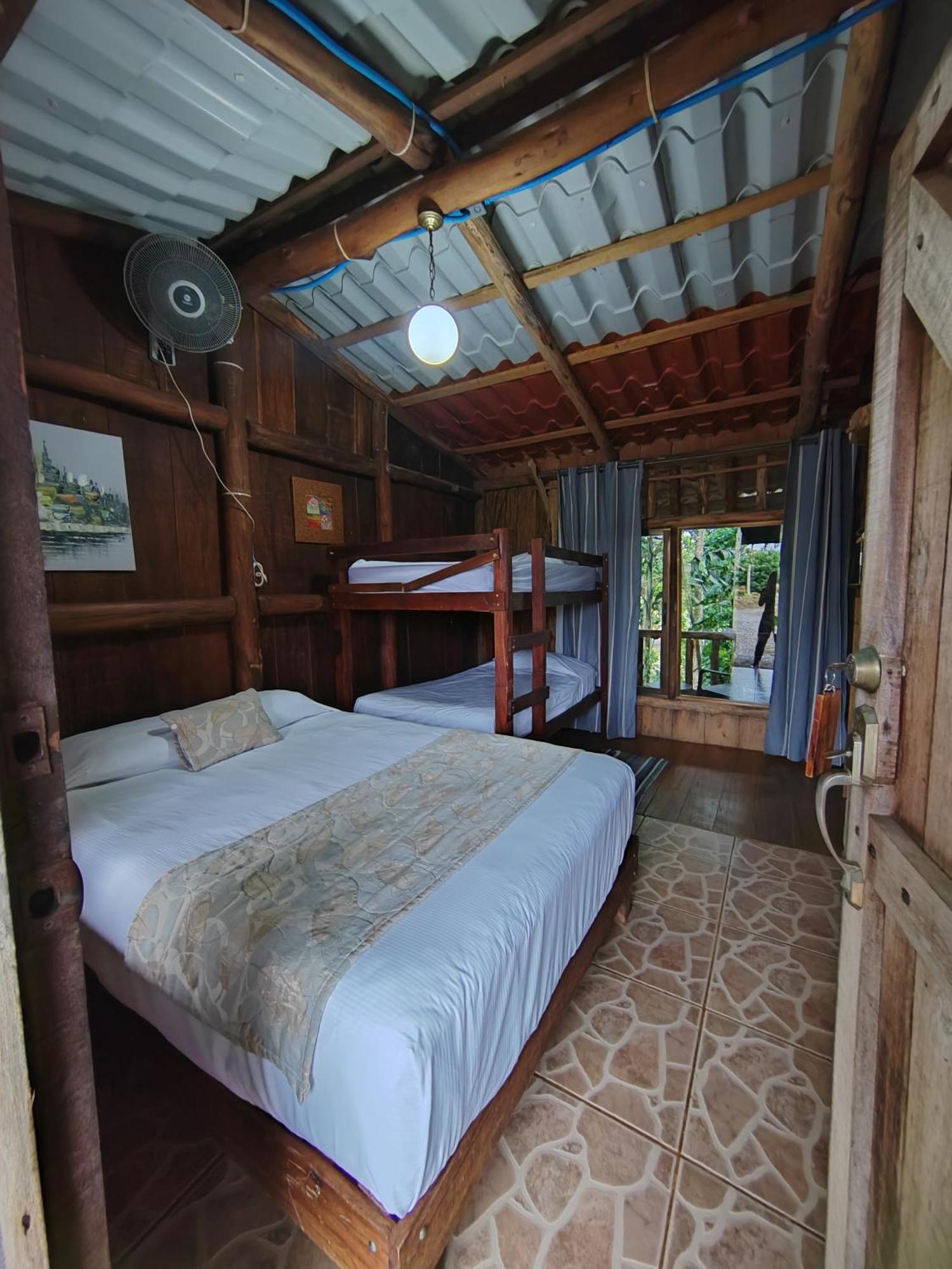 Hotel Del Bosque Río Cuarto Kültér fotó